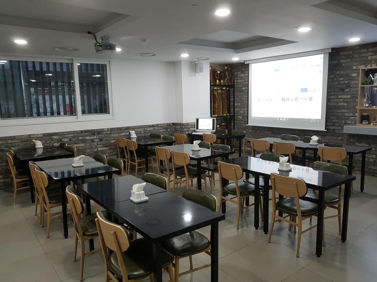 Venture Hotel Gwangju Metropolitan City Exterior photo