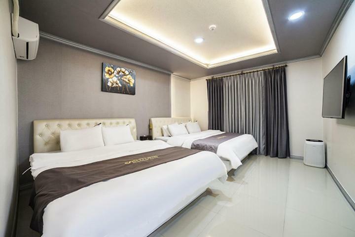 Venture Hotel Gwangju Metropolitan City Exterior photo