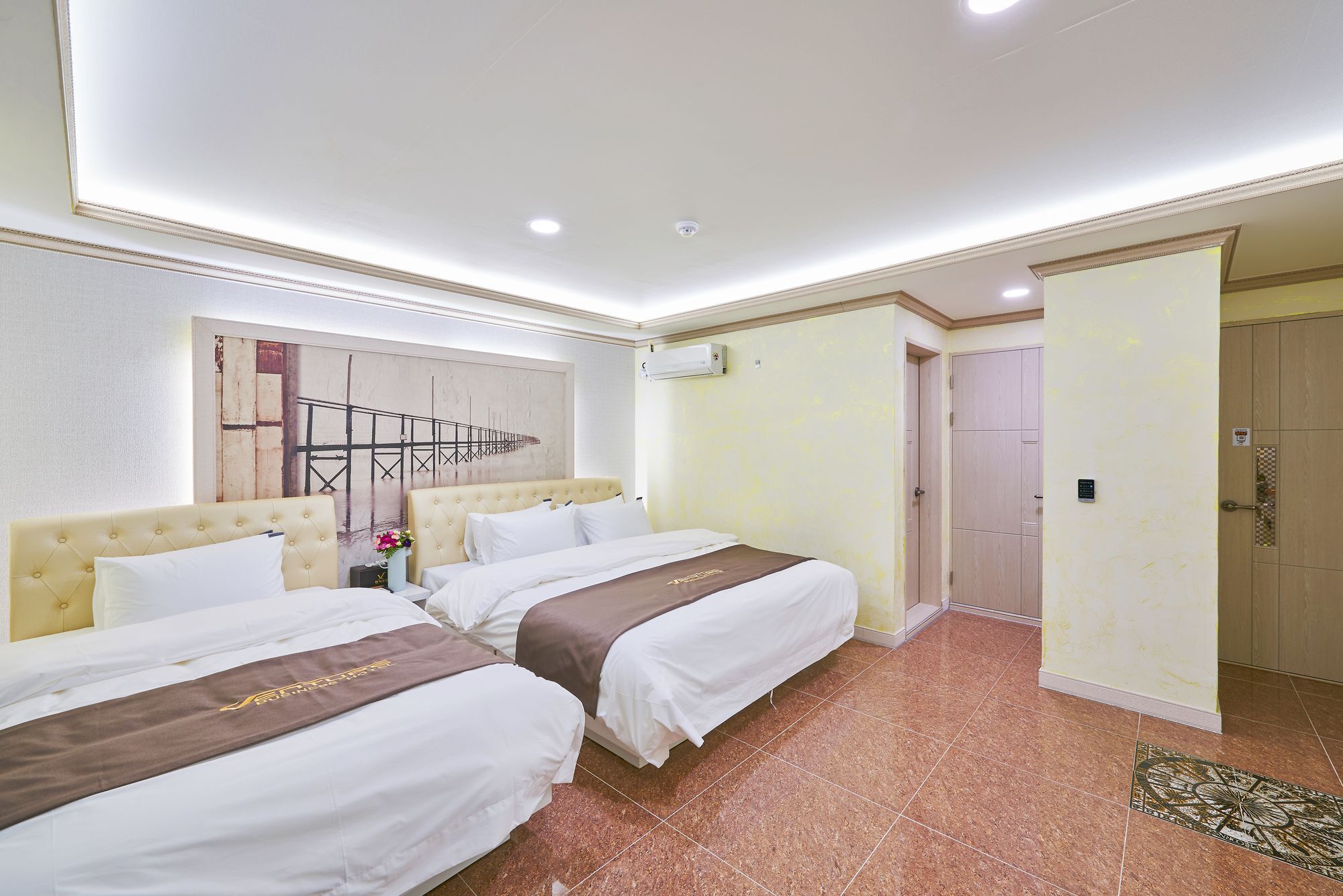 Venture Hotel Gwangju Metropolitan City Exterior photo